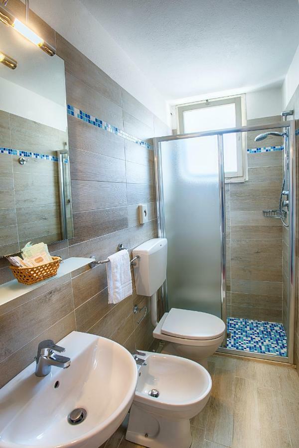 Hotel Meritime بيلاريا-إيجيا مارينا المظهر الخارجي الصورة